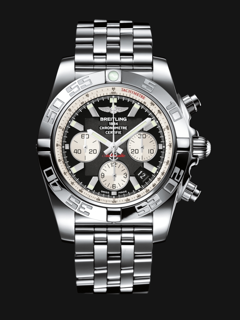 breitling Avengers II Seawolf Auto Date Stainless Steel Men's Watch Reference. A17331 A
