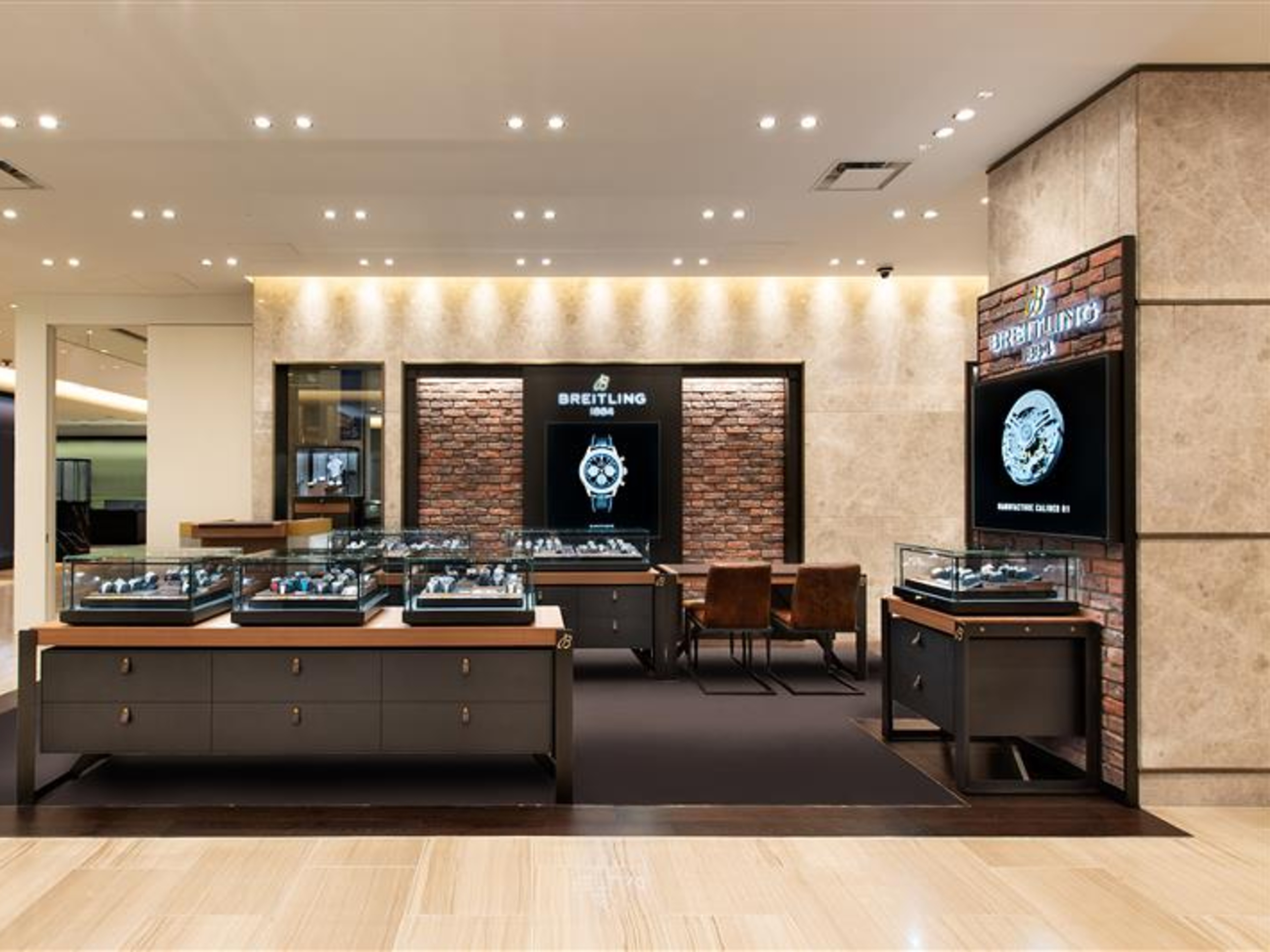BREITLING BOUTIQUE GINZA MITSUKOSHI