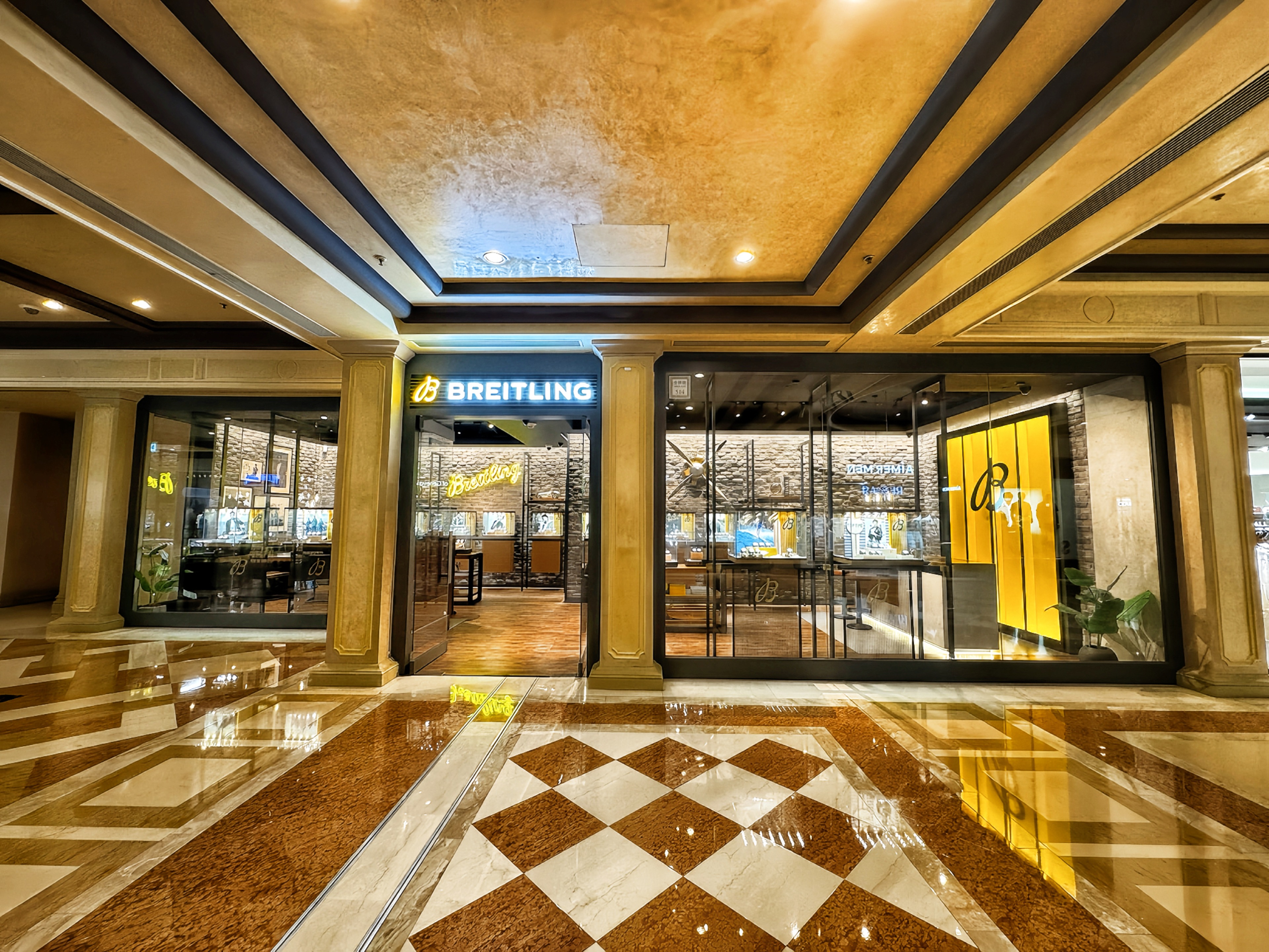 BREITLING BOUTIQUE MACAO VENETIAN
