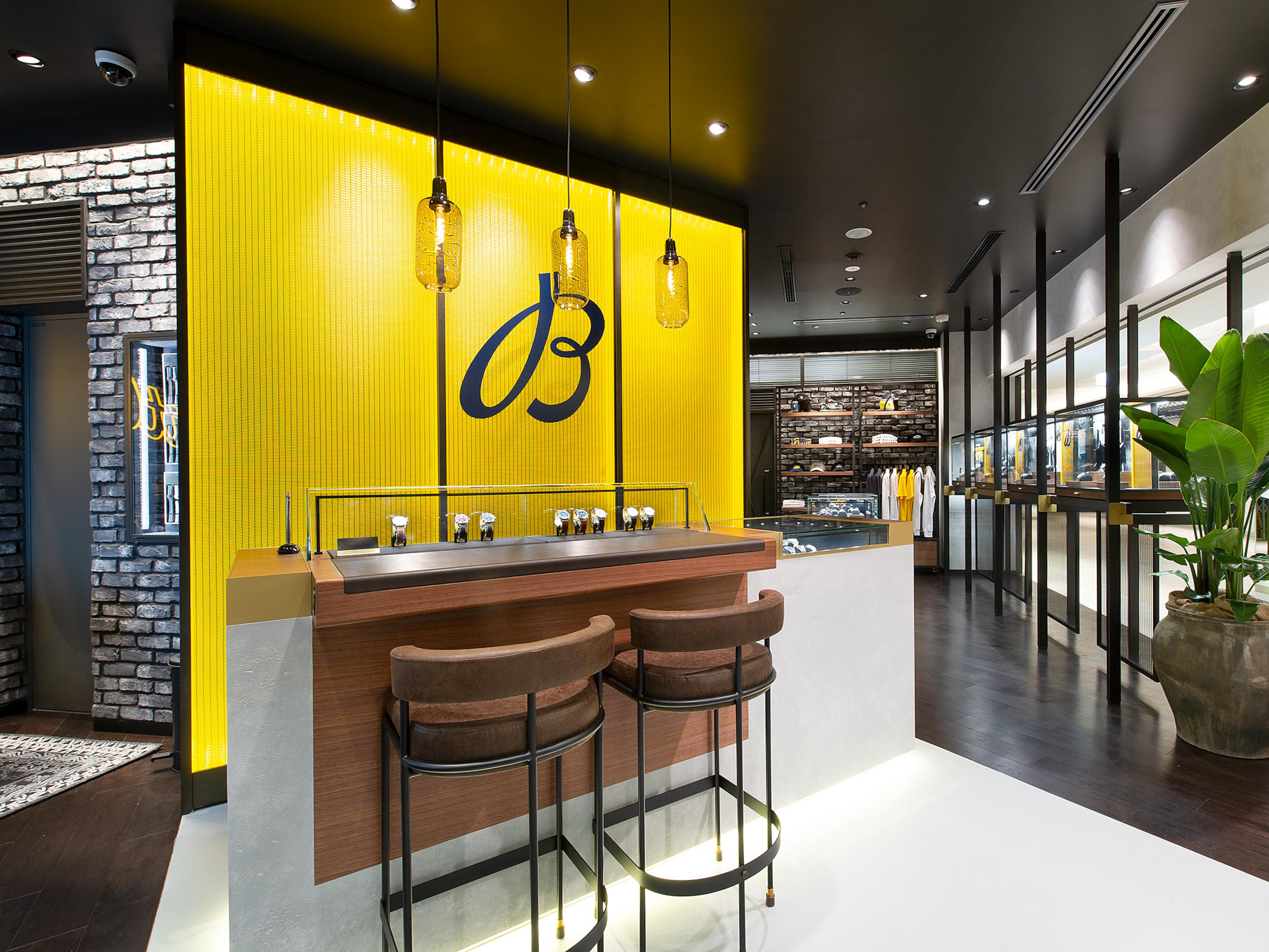 BREITLING BOUTIQUE TOKYO GINZA SIX