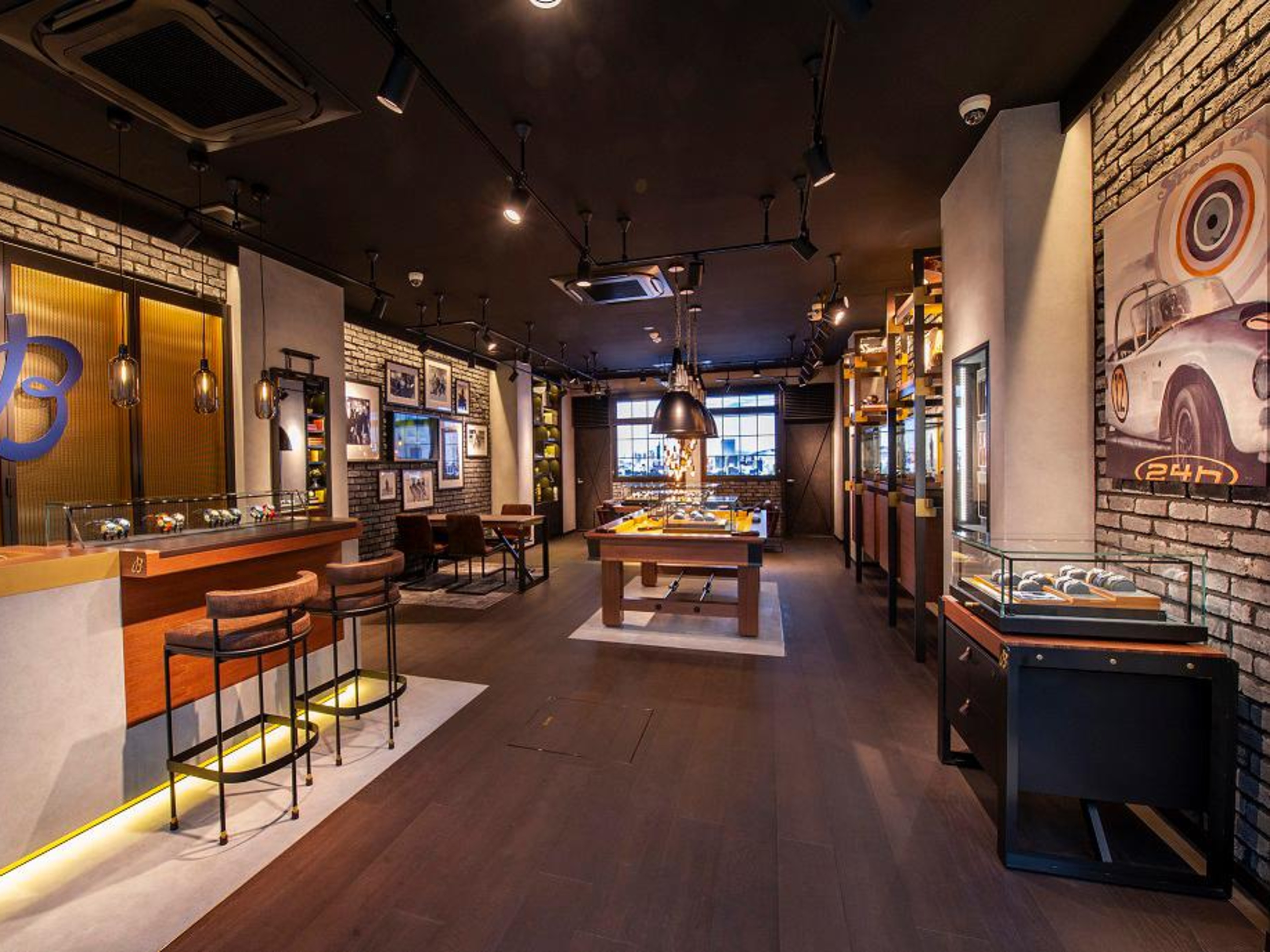 BREITLING BOUTIQUE FUKUOKA TENJIN