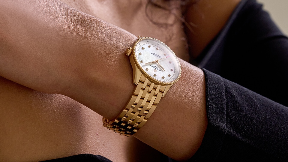 20230509 Breitling Wristroll Navitimer 32 GoldBracelet 1249