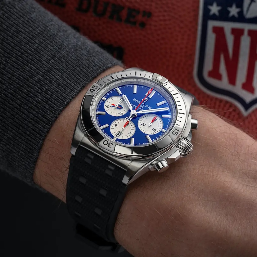 Chronomat B01 42 NFL Buffalo Bills Edition - AB01342B1C3S1 - image 5