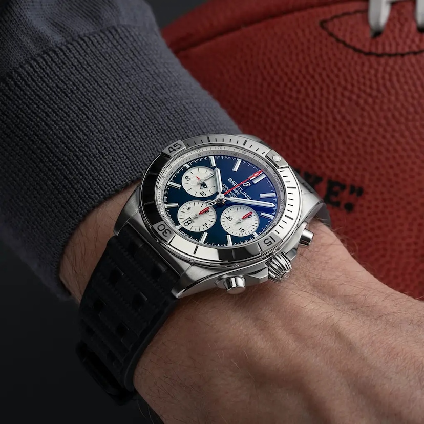 Chronomat B01 42 NFL New England Patriots Edition - AB01342B1C7S1 - image 5