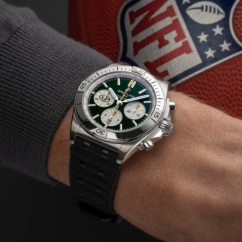 Chronomat B01 42 NFL Green Bay Packers Edition - AB01342B1L1S1 - image 5