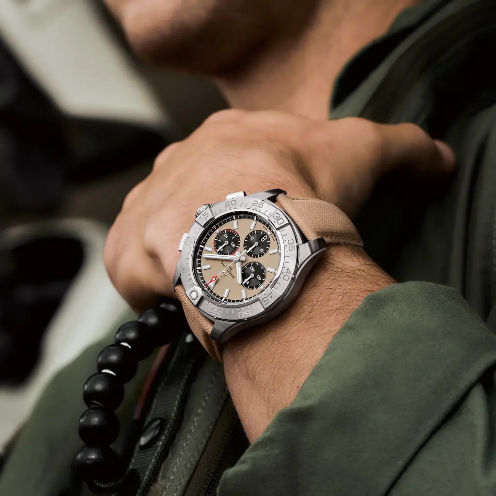 Avenger B01 Chronograph 44 - AB0147101A1X1 - image 5