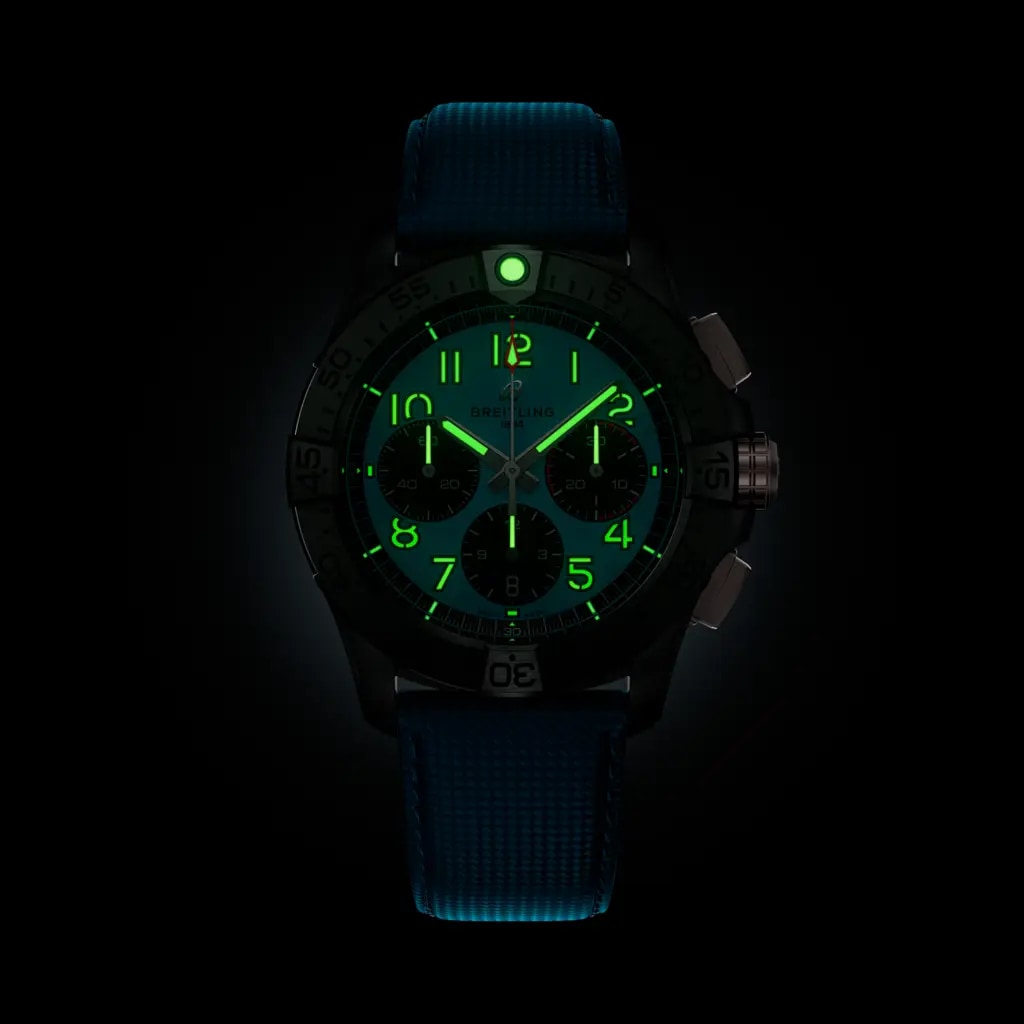 Avenger B01 Chronograph 42 Night Mission - SB0146101L1X1 - image 6