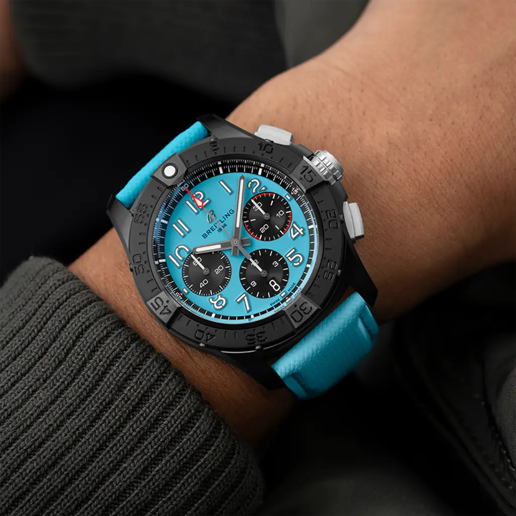 Avenger B01 Chronograph 42 Night Mission - SB0146101L1X1 - image 5