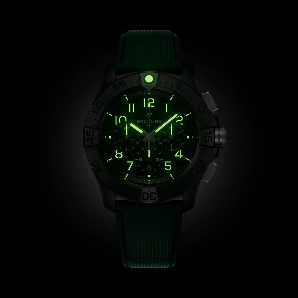 Super Avenger B01 Chronograph 46 Night Mission - SB0148101B1X1 - image 6