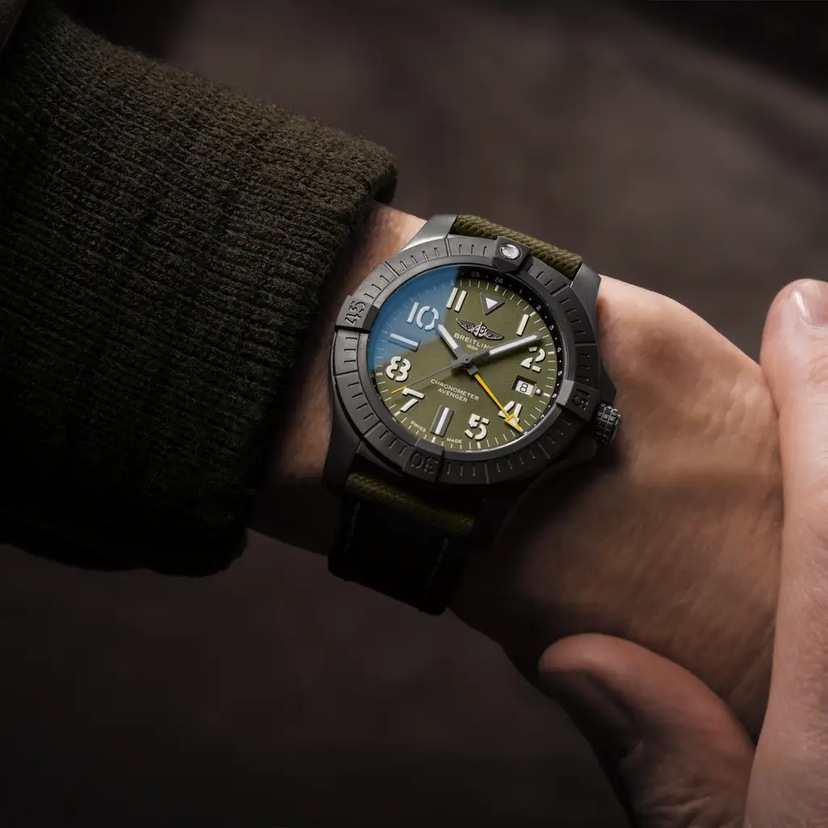 Avenger Automatic GMT 45 Night Mission - V323952A1L1X2 - image 5