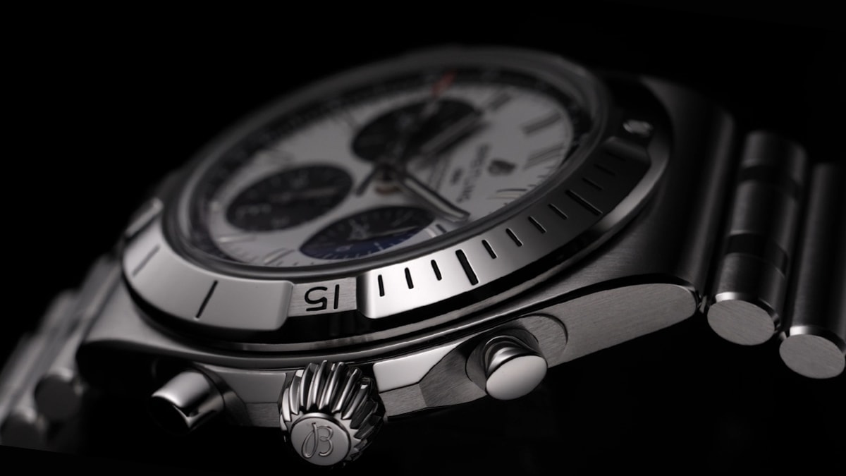 Collection Editorial - Chronomat - Ergonomics -mobile