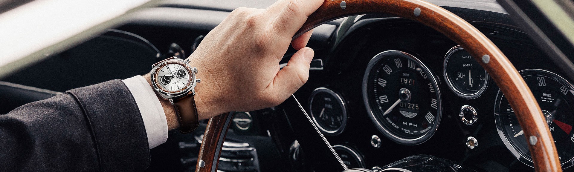 News - Top Time B01 Chronograph 41 Tribute to Aston Martin DB5 - Hero - JP