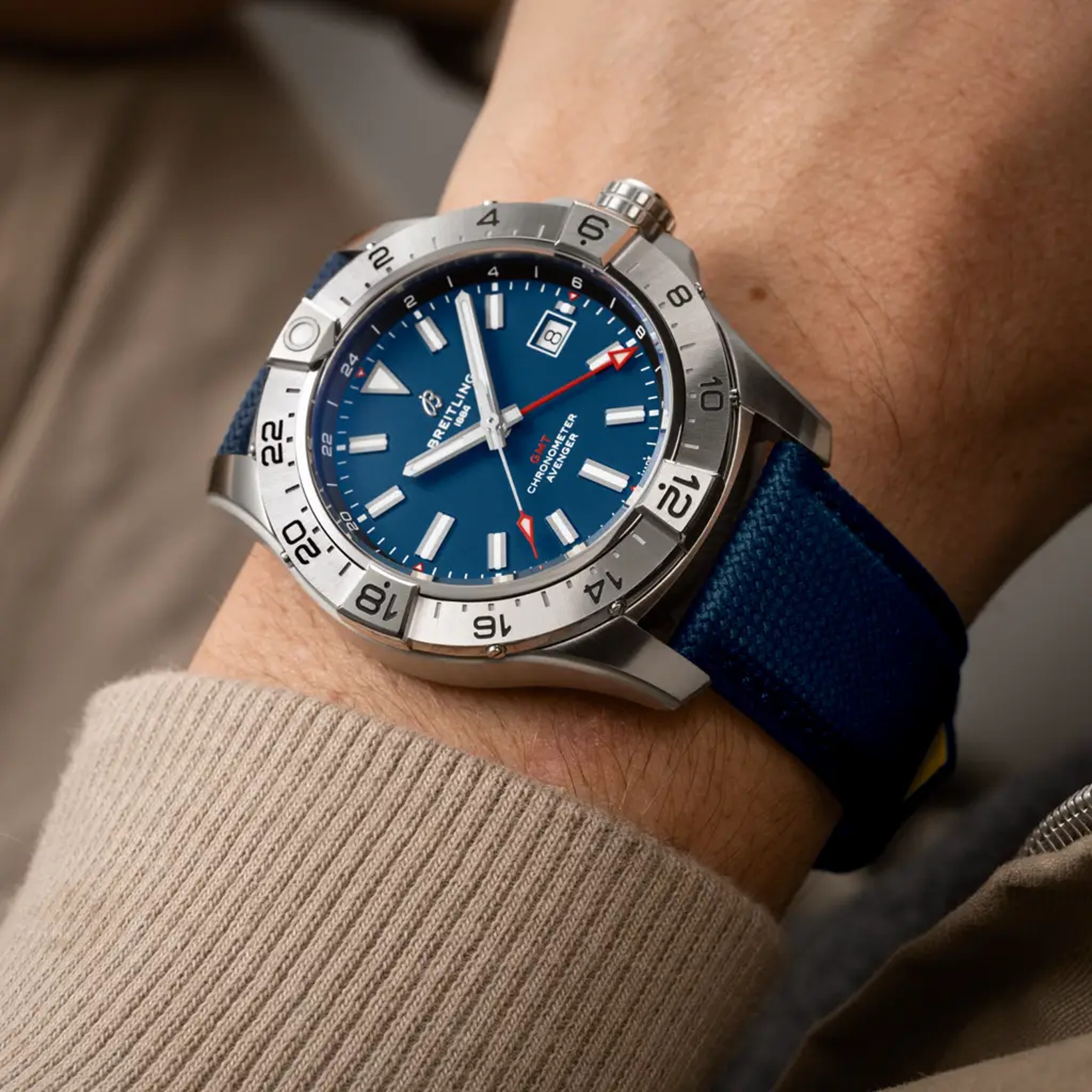 Avenger Automatic GMT 44 - A32320101C1X1 - image 5