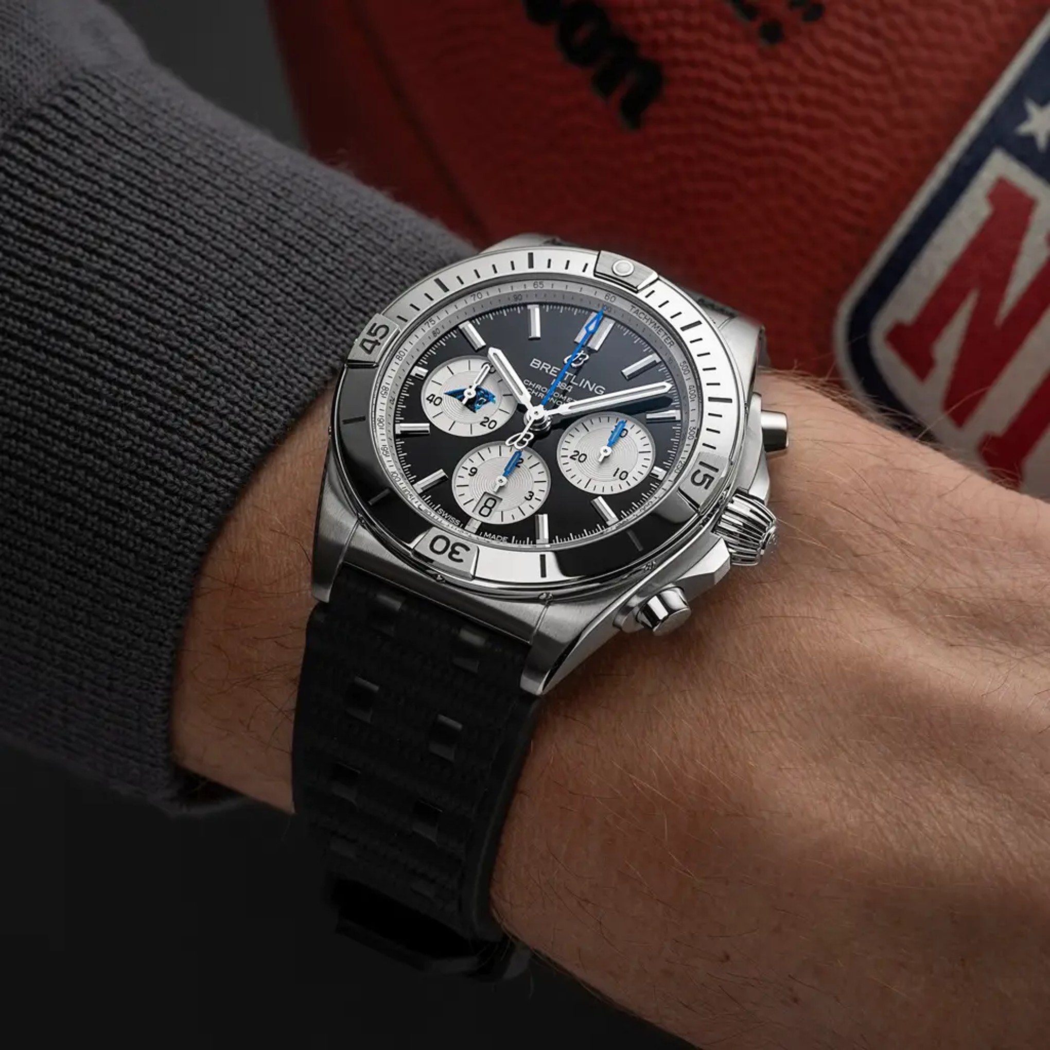 Chronomat B01 42 NFL Carolina Panthers Edition - AB01342B1B5S1 - image 5