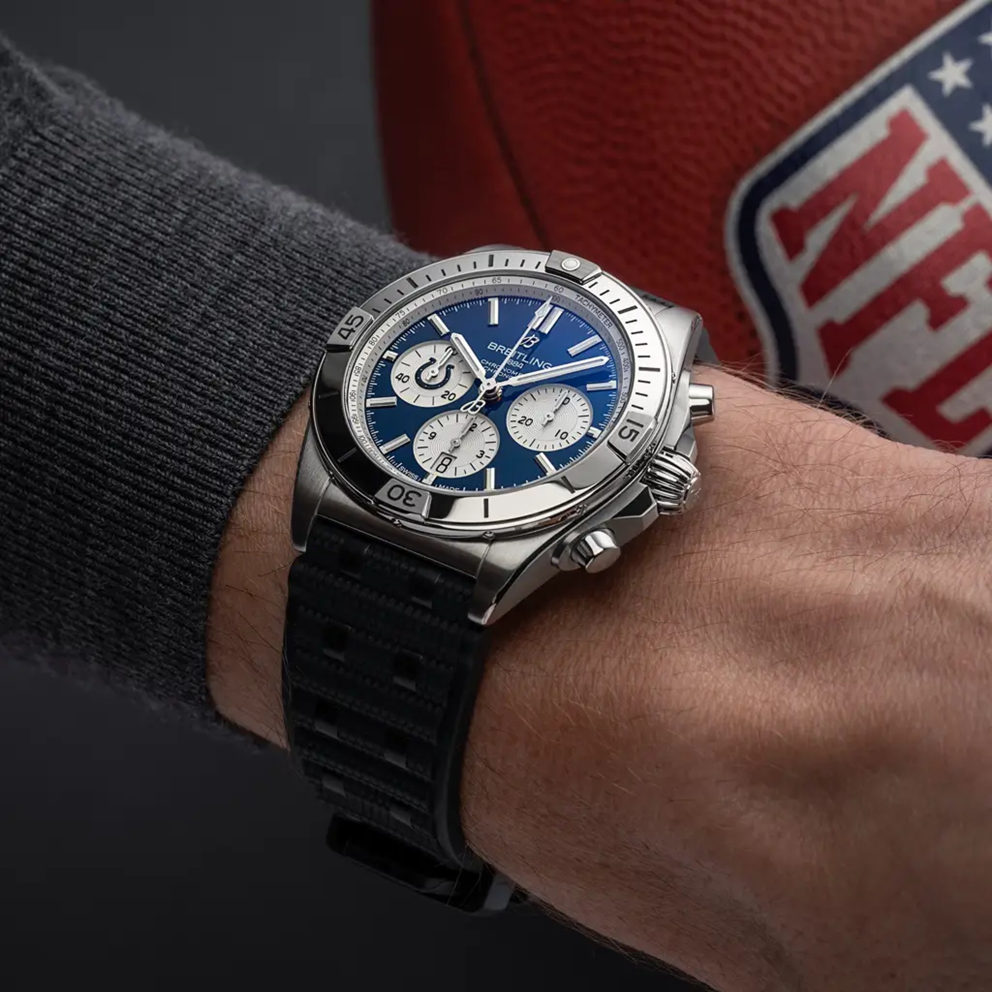 Chronomat B01 42 NFL Indianapolis Colts Edition - AB01342B1C2S1 - image 5