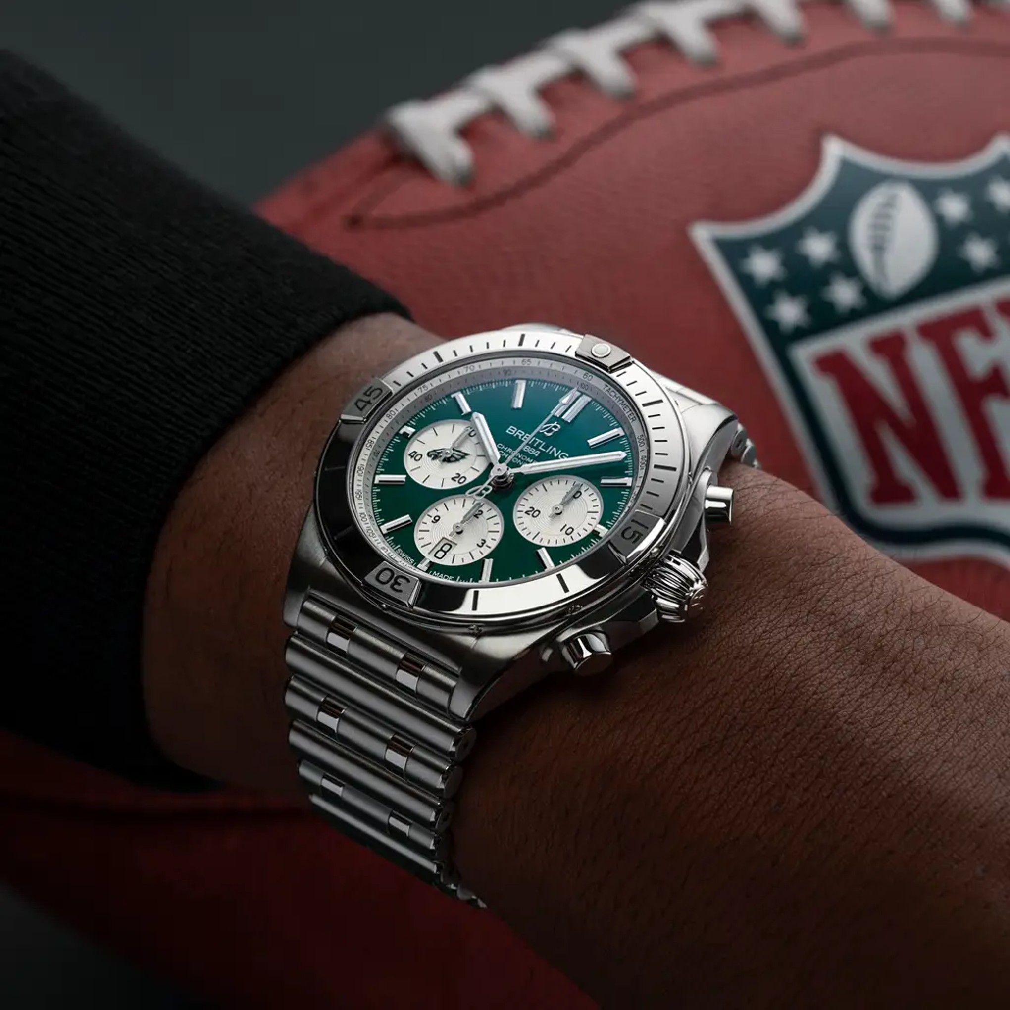Chronomat B01 42 NFL Philadelphia Eagles Edition - AB01342B1L4A1 - image 5