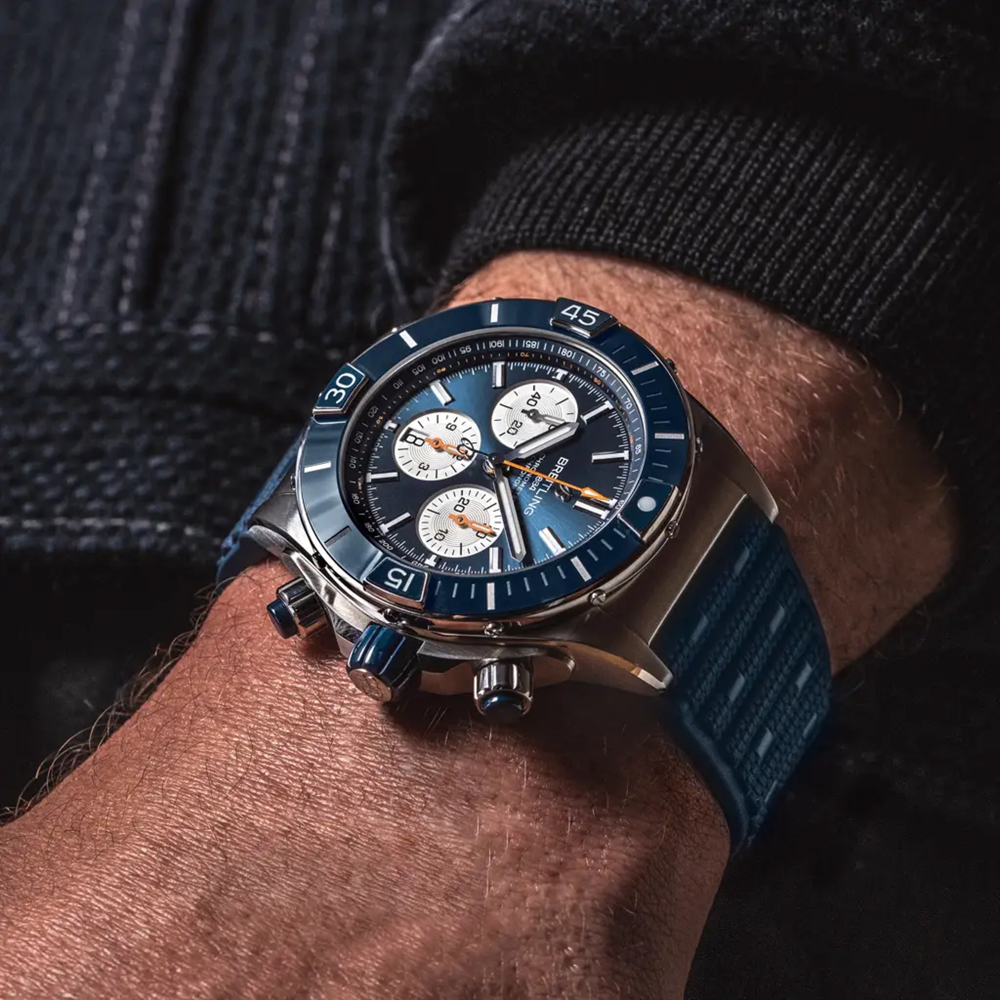 Super Chronomat B01 44 - AB01368A1C1S1 - image 5