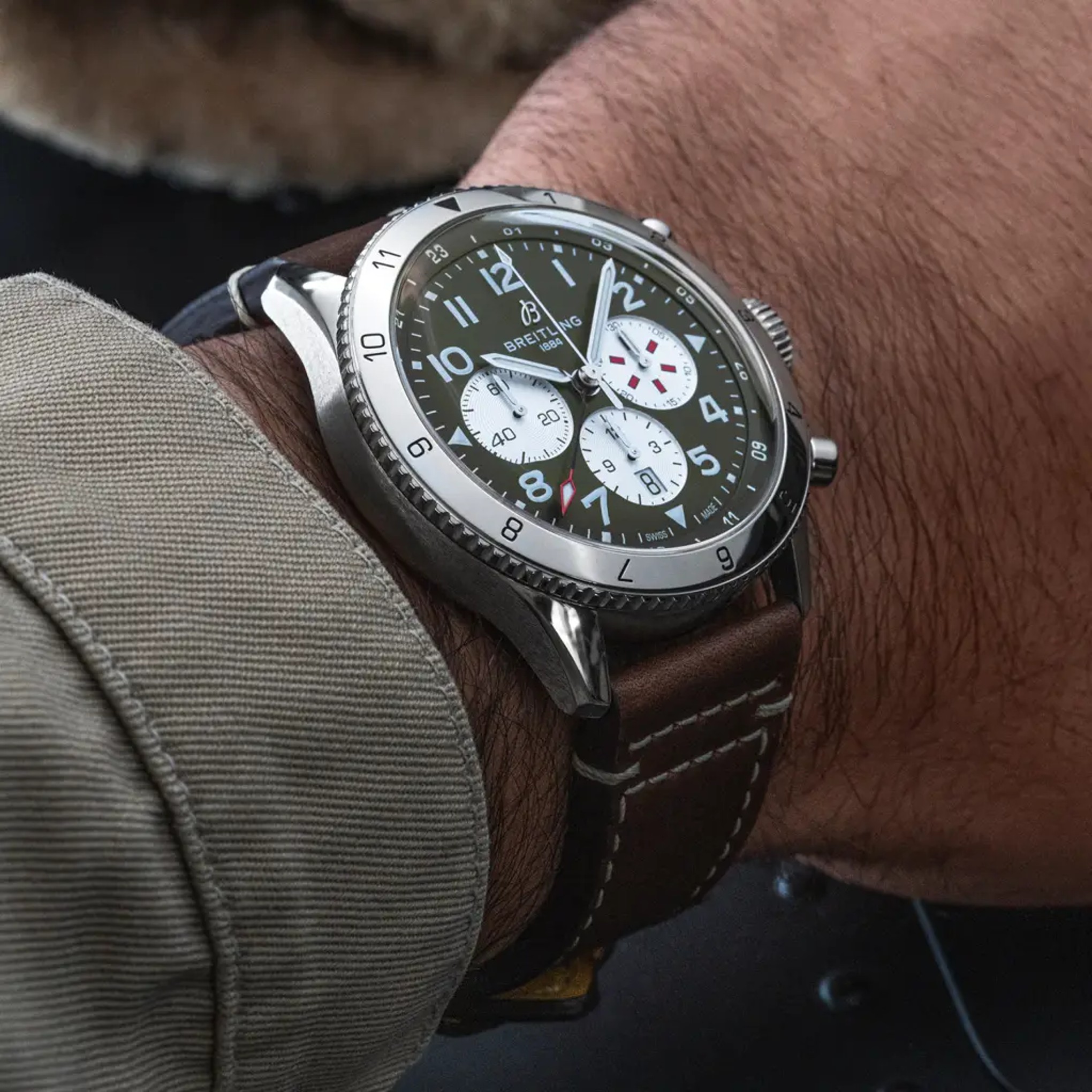 Super AVI B04 Chronograph GMT 46 Curtiss Warhawk - AB04452A1L1X1 - image 5