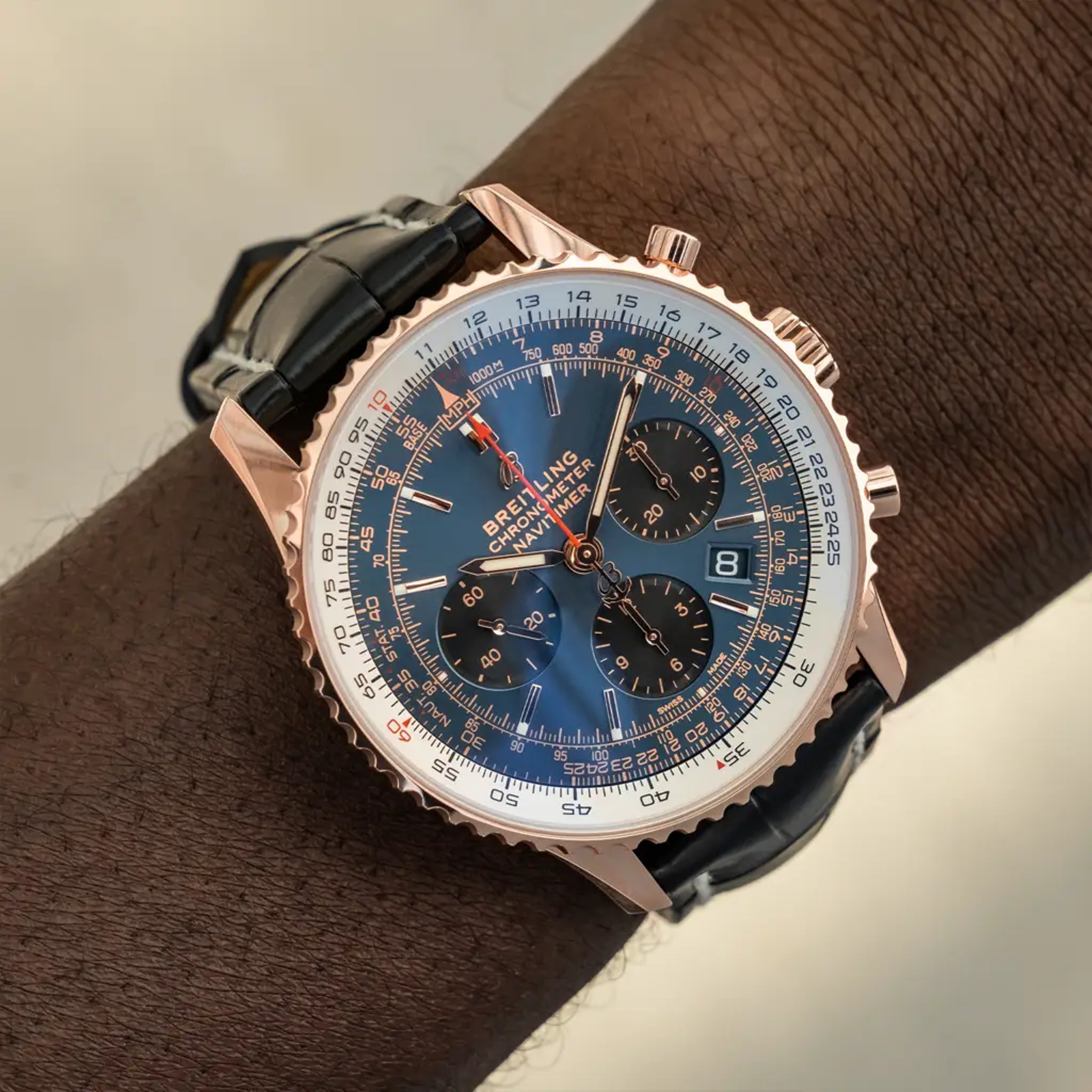 Navitimer B01 Chronograph 43 - RB0121211C1P3 - image 5