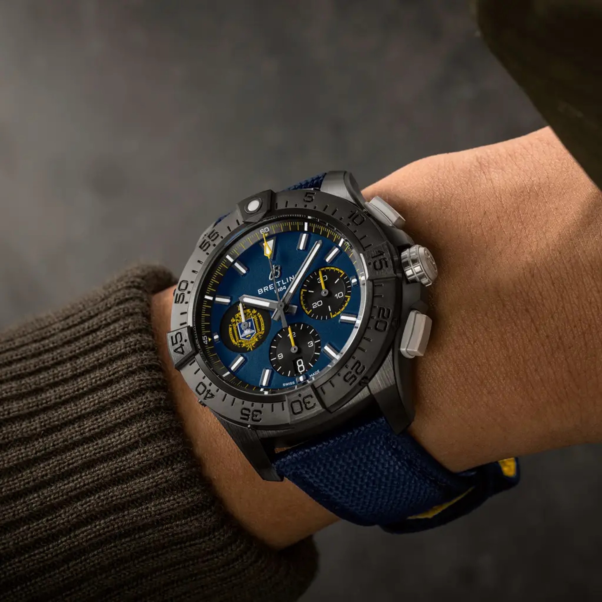 Avenger B01 Chronograph 44 Night Mission US Naval Academy - SB01474A1C1X1 - image 5