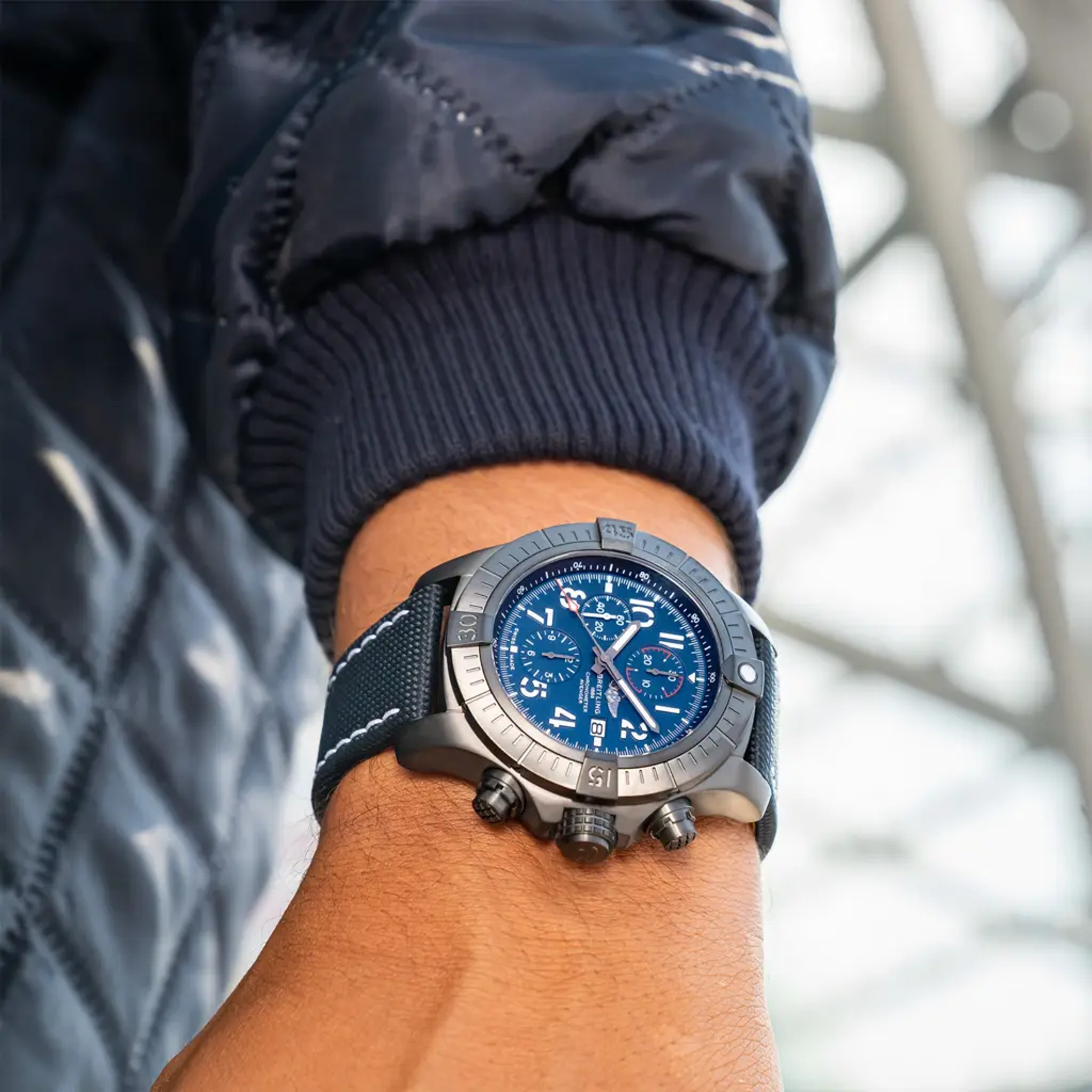 Super Avenger Chronograph 48 Night Mission - V13375101C1X2 - image 4