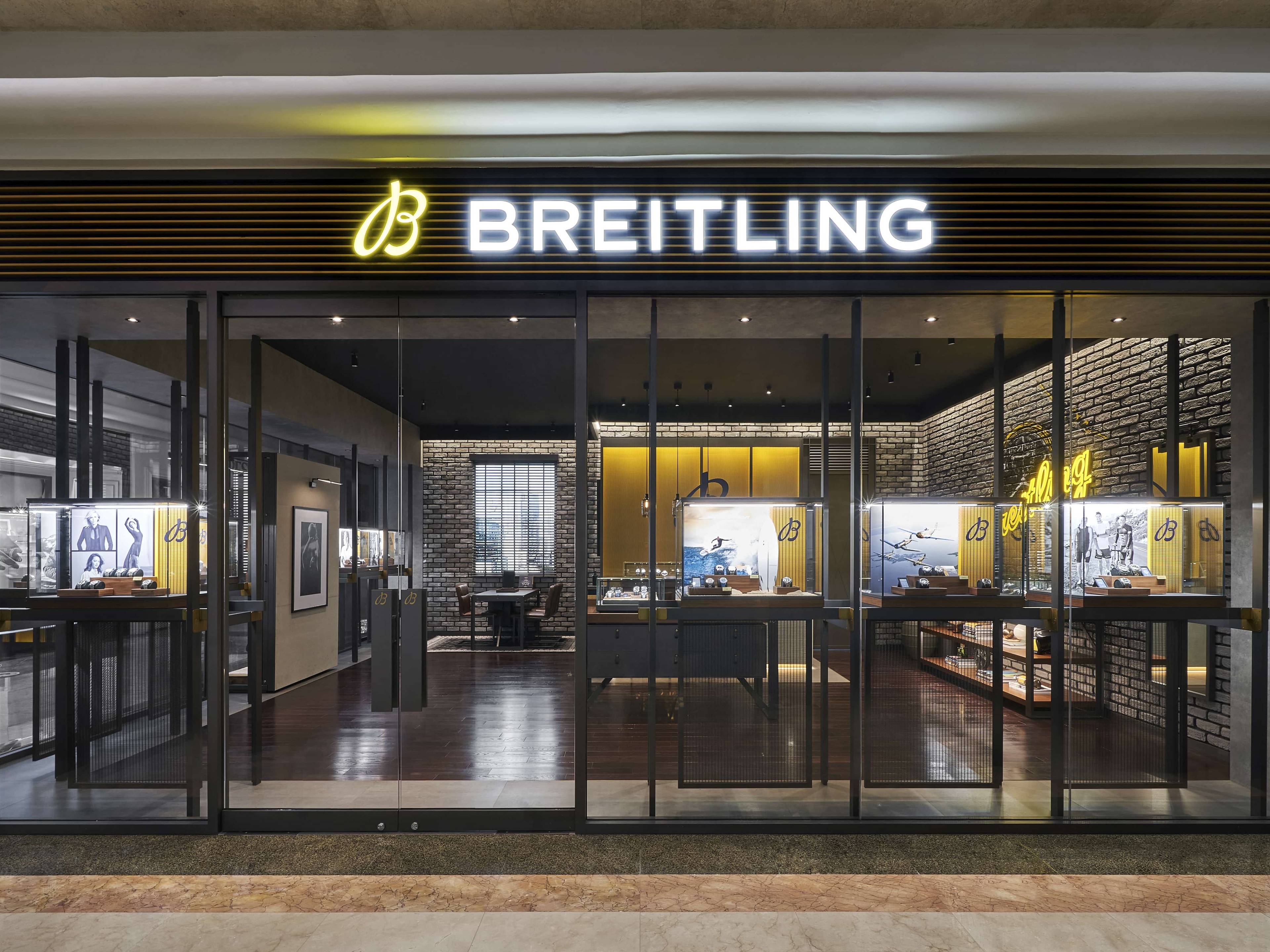 BREITLING BOUTIQUE JAKARTA PLAZA SENAYAN