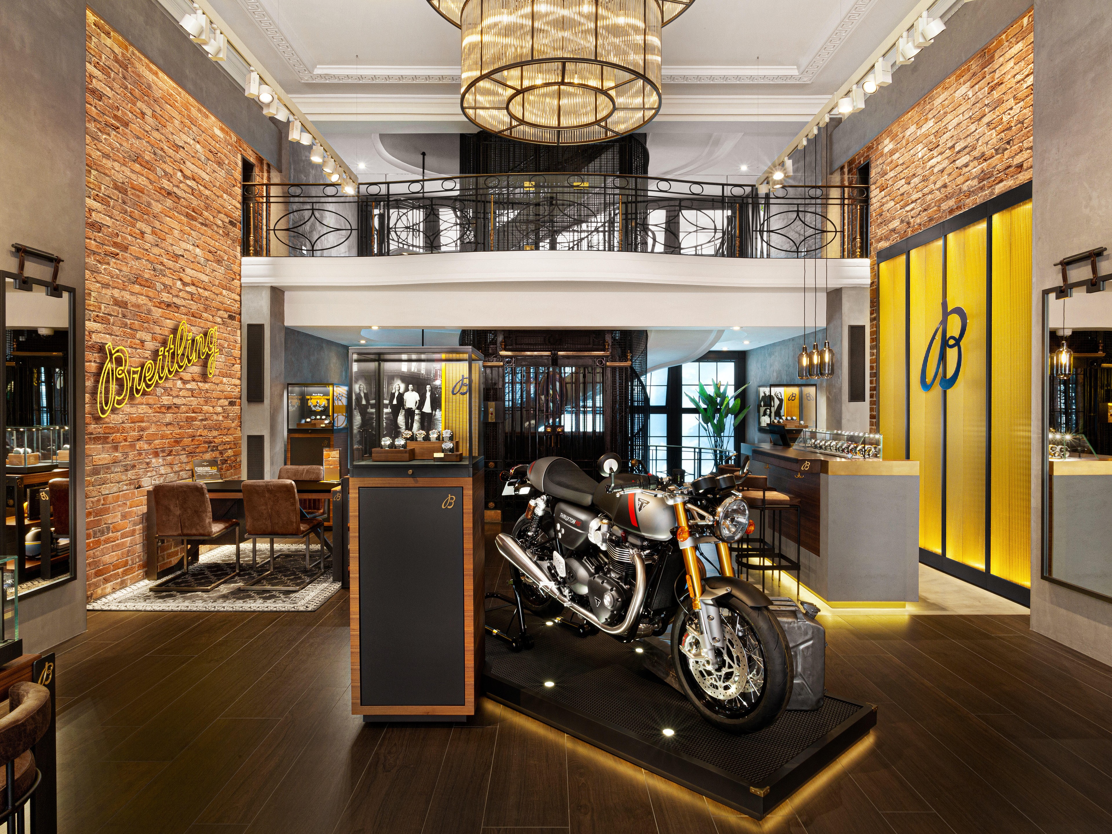 BREITLING BOUTIQUE LONDON REGENT STREET