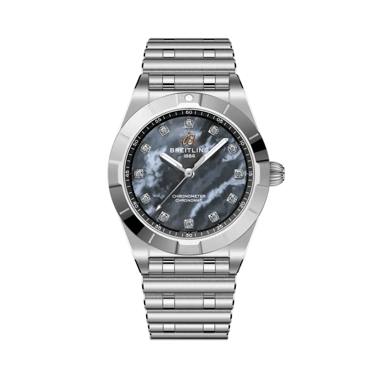 クロノマット 28 ジャパン エディション、リファレンス A72310101B1A1。 商品詳細ページへのリンク。