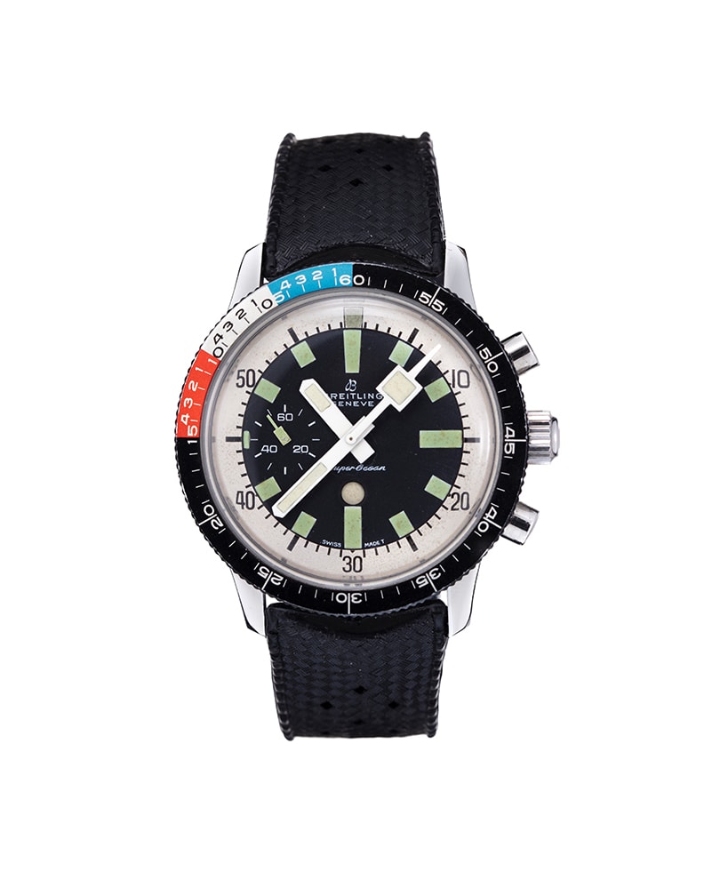 {generated} Breitling SuperOcean Mk3 ref. 2005 con lunetta colorata e cinturino nero mostrato in una chiara vista prodotto