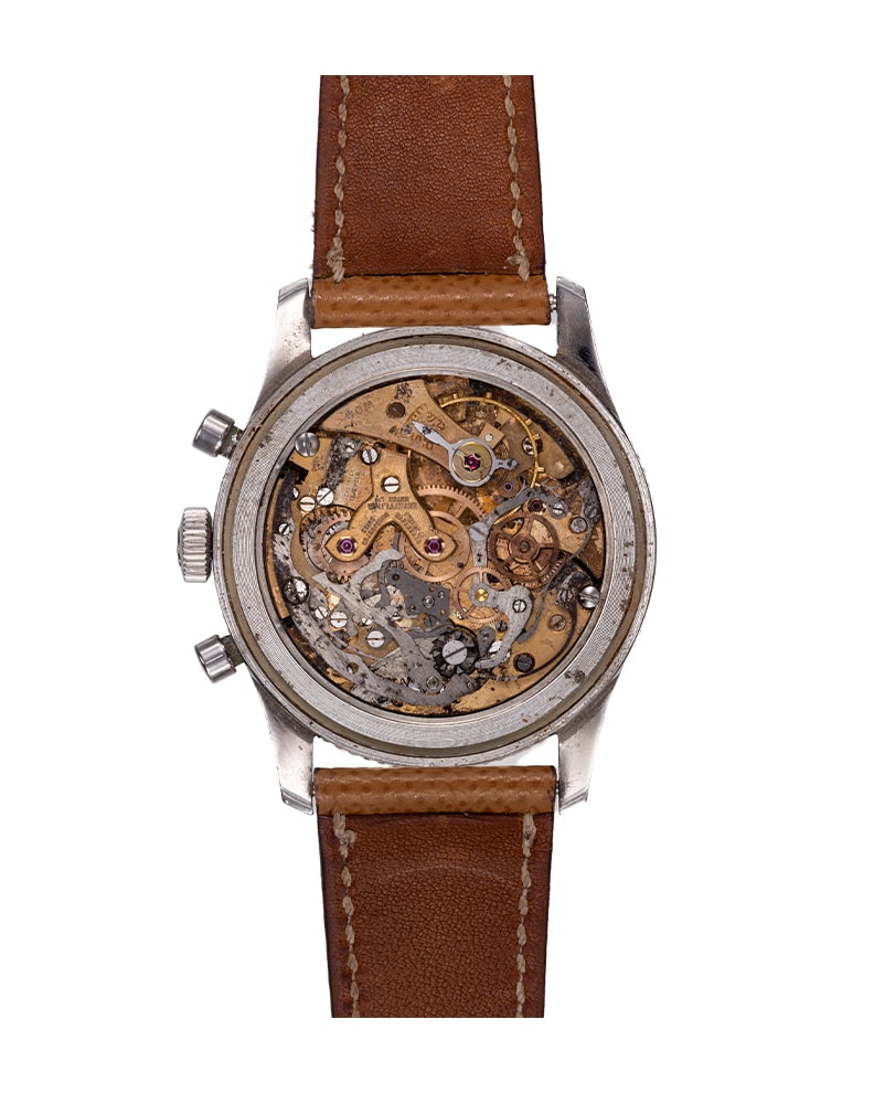 {generated} Breitling Navitimer Mk3.1 ref.806 Venus 178の黒い文字盤と銀色サブダイヤル、茶のレザーストラップを正面から示す構図