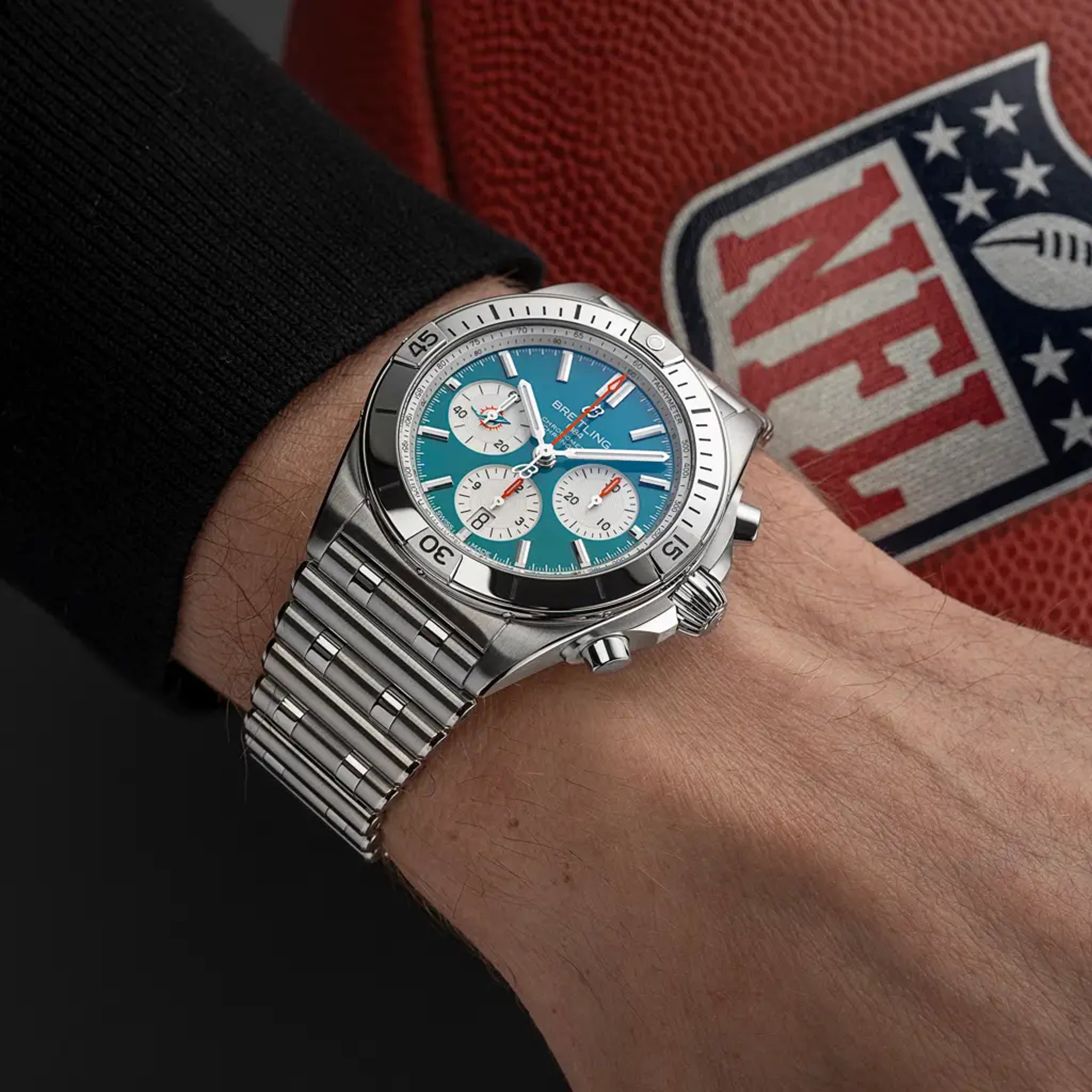 Chronomat B01 42 NFL Miami Dolphins Edition - AB01342B1L2A1 - image 5