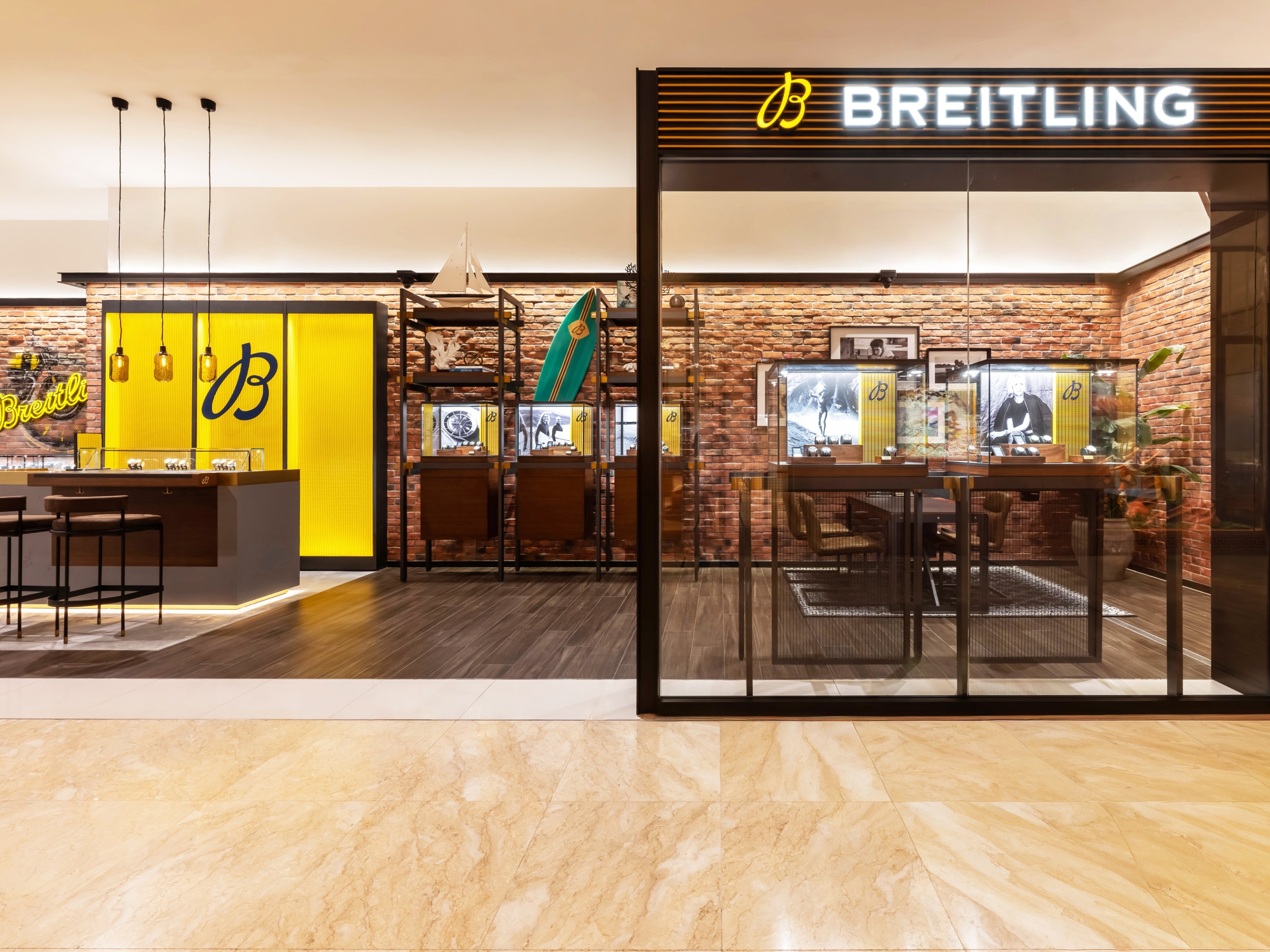 BREITLING BOUTIQUE SINGAPORE TAKASHIMAYA