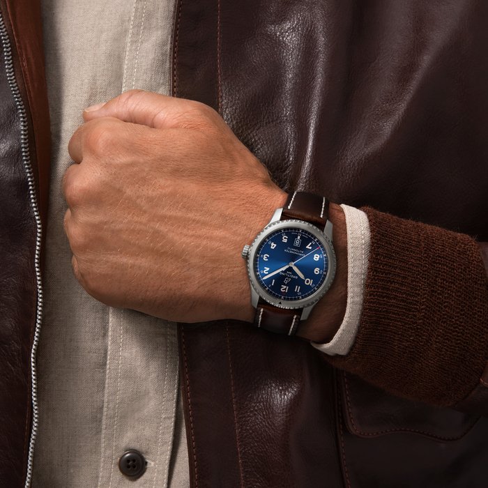 Aviator 8 Automatic 41