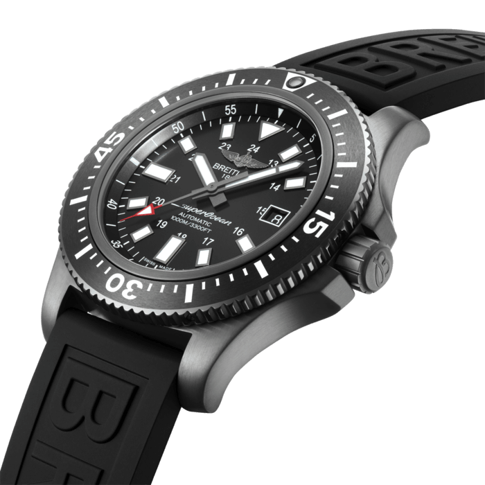 With its sturdy steel case water-resistant to 1,000&nbsp;m (3,300&nbsp;ft), its ultra-legible dial and its high-tech ultra-hard scratch-resistant ceramic rotating bezel, this special series features all the distinctive characteristics of an authentic professional diving watch. The steel version interprets its eminently technical, original and masculine style in black or blue. The Blacksteel version asserts itself as an authentic “seagoing pilot”, with a black and white look guaranteeing excellent legibility. These divers’ models with their steely temperament are equipped with an officially chronometer-certified selfwinding movement.