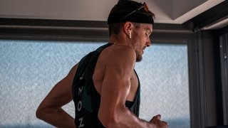 Jan Frodeno, miembro del Triathlon Squad de Breitling, persevera en su misión