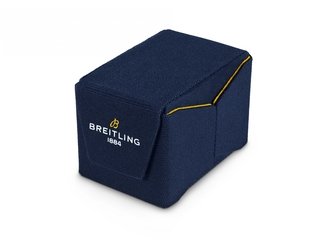 A Breitling lança uma caixa de relógio sustentável e inovadora, criada inteiramente a partir de garrafas de plástico recicladas