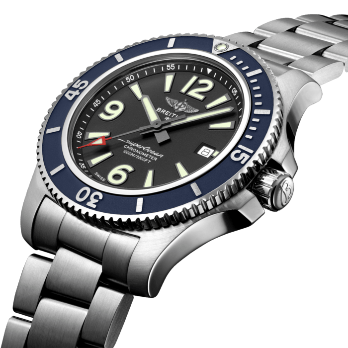 Sporty, fresh and colorful, the Superocean Automatic 44 is designed for men looking for a sports watch combining serious performance with contemporary style. It is up to any challenge: dive with it, surf with it or swim with it! The Superocean Automatic 44 features a sturdy 44mm stainless-steel case, colorful dials and a choice of a stainless-steel bracelet, or a color-matching rubber strap that fits either a stainless-steel pin buckle or folding clasp. Not only ready for the challenges of the deep seas (up to 100 bar / 1000 meters), the fresh and sporty Superocean Automatic 44 will also attract those whose adventures are a little closer to the shore.