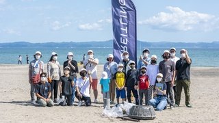 ブライトリング 国内3度目となるビーチクリーンアップを実施。海洋保全活動をサポートし、サステイナブル・ミッションを遂行します。
