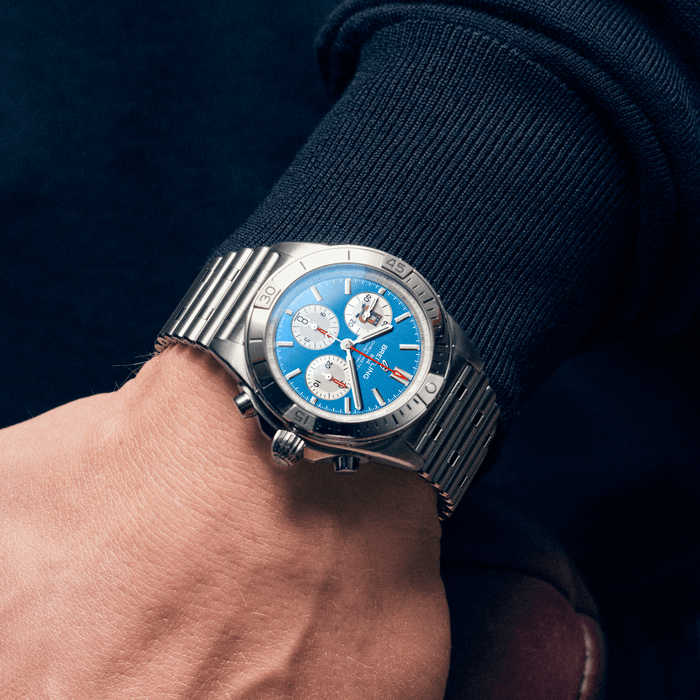 Chronomat B01 42機械計時腕錶「六國錦標賽義大利特別版」