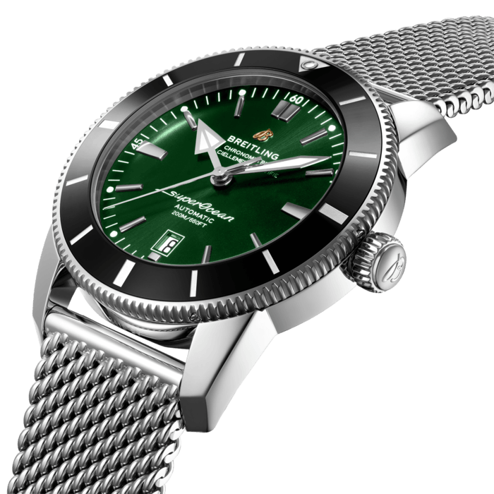 Inspired by the original Superocean from the 1950s, the Superocean Heritage combines iconic design features with a modern touch. Sporty and elegant, the Superocean Heritage is a true embodiment of style at sea.
Featuring the iconic triangular-shaped hands as well as a unidirectional bezel with a polished ceramic ring, the Superocean Heritage is an elegant diver’s watch. Available in a variety of sizes and materials including stainless steel and 18k red gold, the Superocean Heritage B20 Automatic features a range of colored dials. Offered either with a matching mesh bracelet, or a “mesh-styled” rubber strap fitted with a folding buckle, this Superocean Heritage is powered by the Breitling Manufacture Caliber B20, a COSC-certified chronometer based on the Tudor Caliber MT5612.