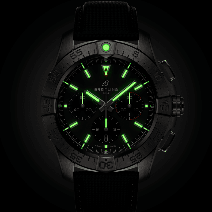 Avenger B01 Chronograph 44