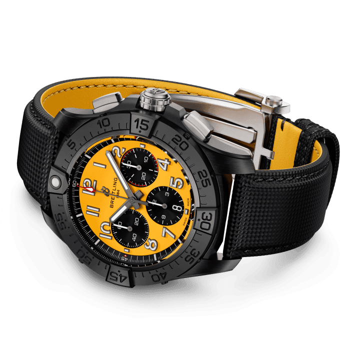 Avenger B01 Chronograph 44 Night Mission復仇者夜間任務計時腕錶