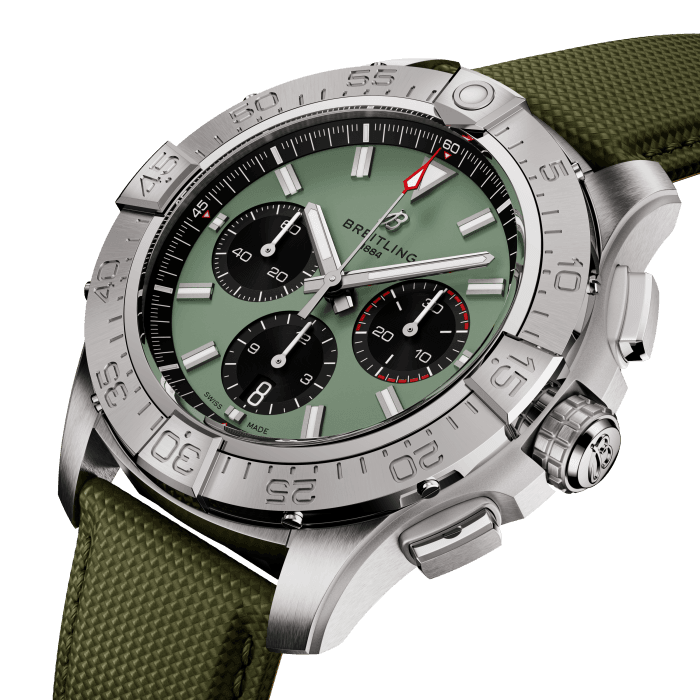 Avenger B01 Chronograph 44