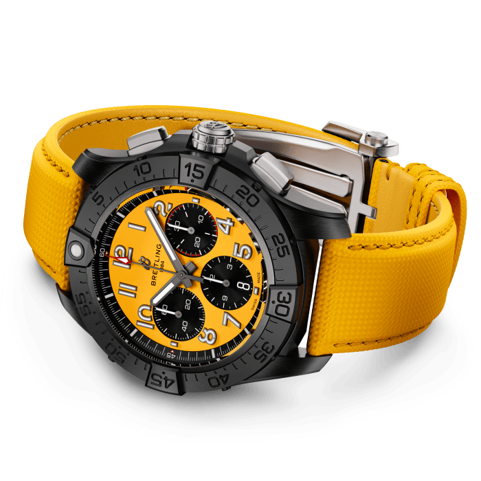 Avenger B01 Chronograph 44 Night Mission復仇者夜間任務計時腕錶