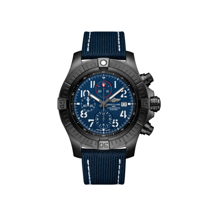 Super Avenger Chronograph 48 Night Mission, Titan mit DLC-Beschichtung - Blau
Der Avenger Chronograph 48 Night Mission ist markant, extrem robust und stossfest und vermittelt mit seinem starken, aber leichten Gehäuse ein selbstbewusstes «Hier bin ich»-Statement. Als echter Breitling Avenger kann er auch mit Handschuhen bedient werden und bietet jedem Abenteurer in der Luft unübertroffene Sicherheit und Zuverlässigkeit.