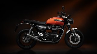 ブライトリングとバイクを楽しむアウトドア・イベントを初開催！
