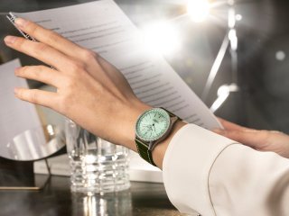 ブライトリング 阪急うめだ本店、フェア開催！