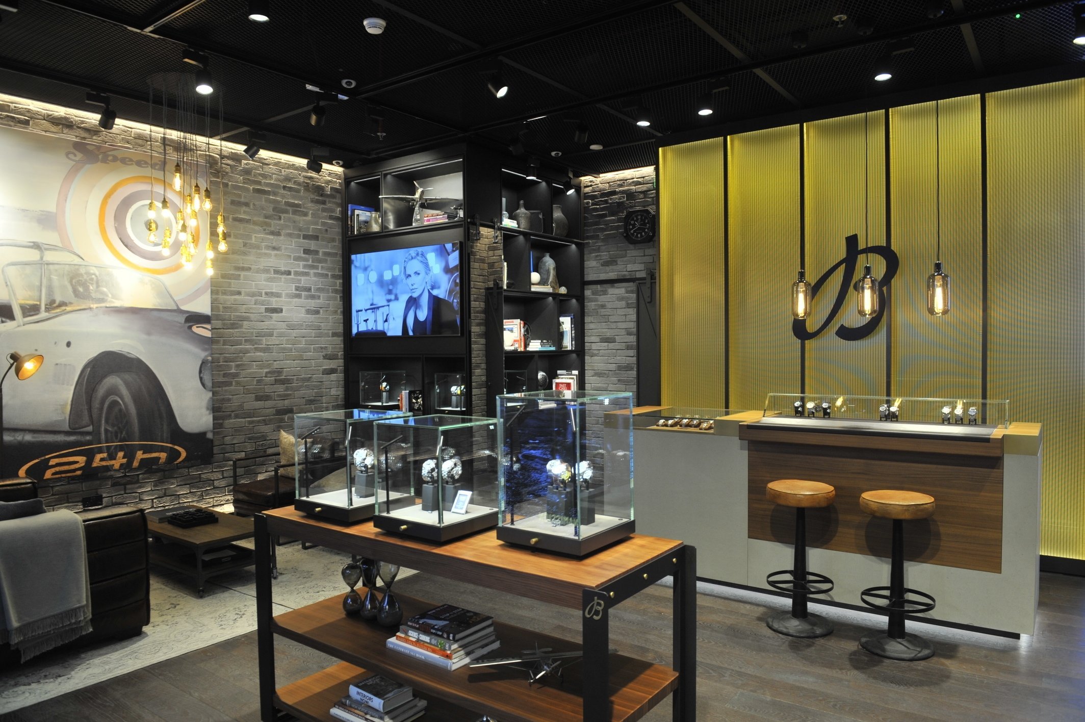 Breitling Boutique Dubai M. O. E.