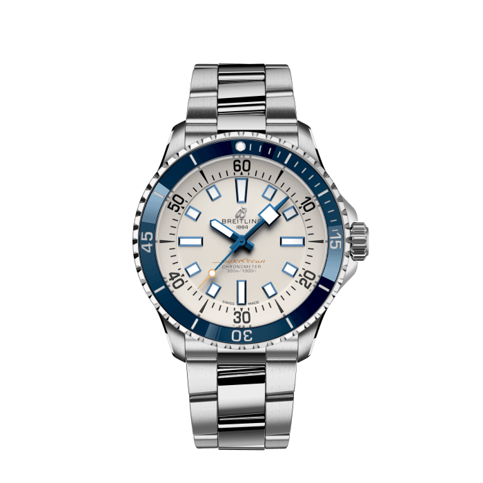 Superocean Automatic 42, Stainless steel - Cream
Performance and style for all your water-based pursuits.