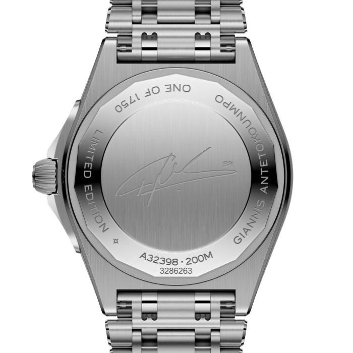 クロノマット オートマチック GMT 40 ヤニス・アデトクンボ